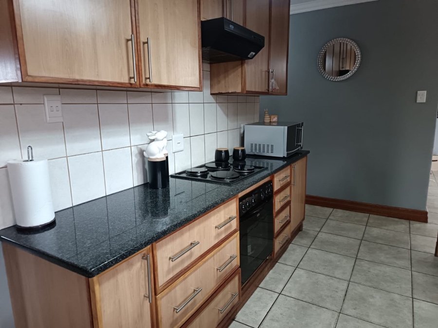 3 Bedroom Property for Sale in Roylglen Gardens Northern Cape